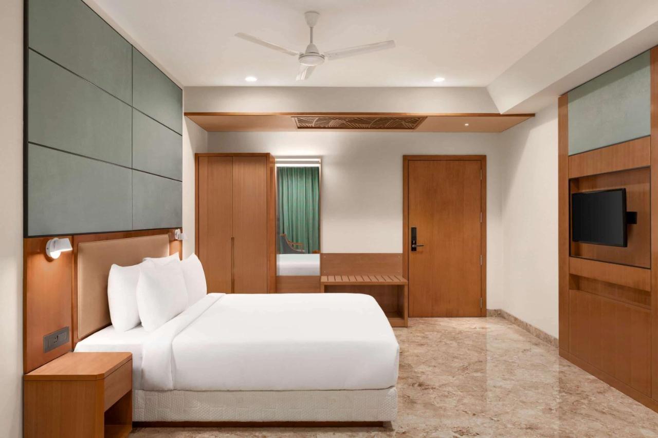 Howard Johnson By Wyndham Udaipur Roop Nagar Экстерьер фото